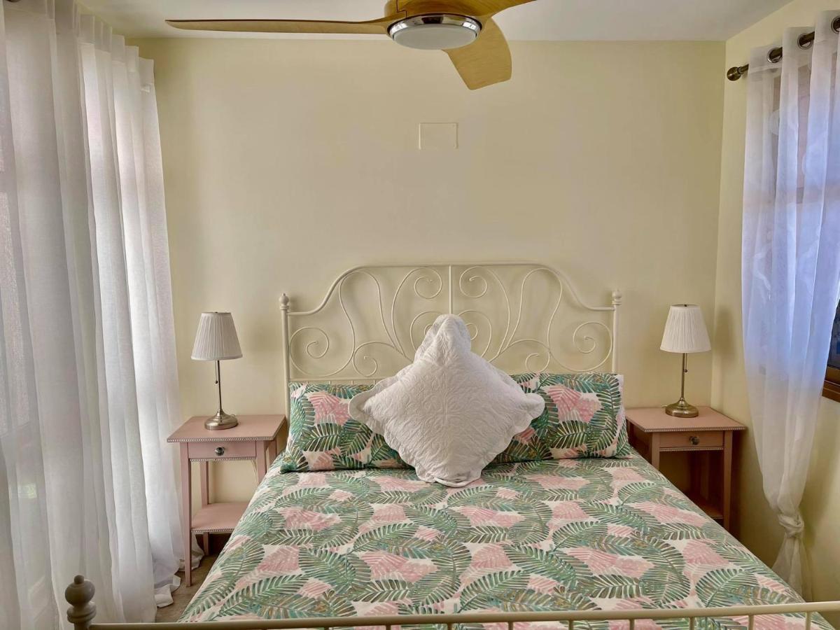 2 Bed Penthouse Apartment - Sea Views - Sleeps 4 Finestrat Bagian luar foto