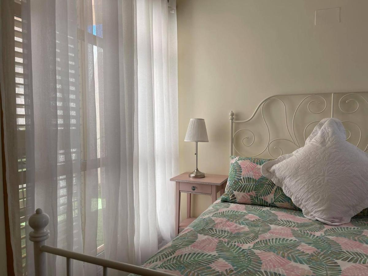 2 Bed Penthouse Apartment - Sea Views - Sleeps 4 Finestrat Bagian luar foto